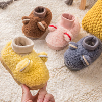 2022YL Großhandel Winter warme Jungen Mädchen weiche Sohlen Baumwolle 3D Cartoon Plüsch dicken rutsch festen Boden Indoor Baby Schuhe Hausschuhe