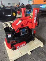 Godet hydraulique inclinable pour excavatrice, marque SLN, avec plaque inférieure renforcée, adapté aux environnements boueux et gravillonnés, compatible avec les excavatrices de 5-6 tonnes, attache rapide.
