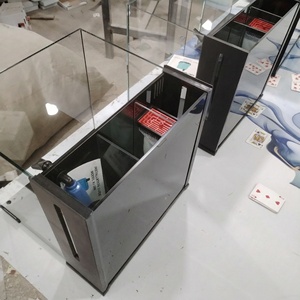 Sistema Innovador de Acuario con Función de Autolimpieza y Estilo Moderno para Uso Doméstico - Product Image 3