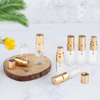 Flacon en verre atomiseur à brume fine de 3ml mini flacons transparents vides rechargeables avec couvercles dorés pour parfum parfum