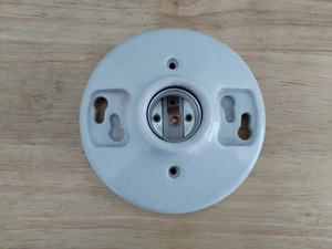 <span class=keywords><strong>E27</strong></span> 4.5นิ้วเพดานซ็อกเก็ตไฟพอร์ซเลนติดผนังที่ยึดหลอดไฟที่ยึดกับขั้ว2 & 4 250โวลต์ - Product Image 2