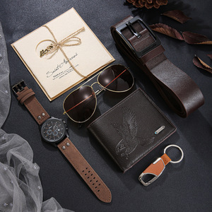 Prodotto di Tendenza 2026: Set <span class=keywords><strong>Regalo</strong></span> di Lusso con Occhiali da Sole, Portafoglio e Orologio per <span class=keywords><strong>Uomo</strong></span>, Ideale per <span class=keywords><strong>San</strong></span> <span class=keywords><strong>Valentino</strong></span> e Festa del Papà - Product Image 2