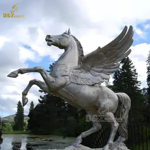 真人大小飞跳马雕像带翅膀户外花园动物设计