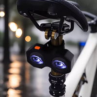 Luz Trasera LED para Motocicleta Universal, Diseño Ojos de Diablo, Control por Aplicación, Plástico ABS