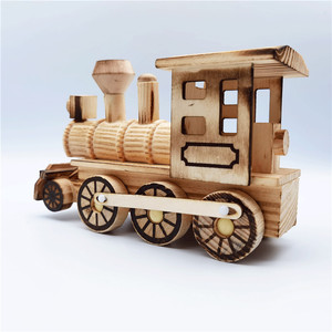 Venta al por mayor adornos locomotora juguete de simulación de madera regalos para niños tren de madera - Product Image 2