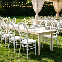 Chaises de banquet empilables en résine plastique imperméable au design moderne pour événements intérieurs/extérieurs, hôtels et mariages