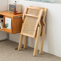 Vente en gros de chaises design en bois avec dossier de siège en rotin pour la maison chaise d'hôtel à manger avec canne pliante du milieu du siècle