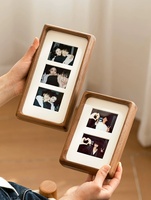 Bingkai Foto Instax Mini 3-Jendela Kreatif dari Kayu Solid Buatan Tangan Warna Teak Kolase Strip Film Pasokan Langsung Pabrik