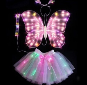Le ragazze dei bambini hanno portato le <span class=keywords><strong>ali</strong></span> di farfalla illuminate con la gonna di tutù le <span class=keywords><strong>ali</strong></span> di <span class=keywords><strong>fata</strong></span> dell'angelo Costume Set di oggetti di scena delle <span class=keywords><strong>ali</strong></span> luminose - Product Image 1