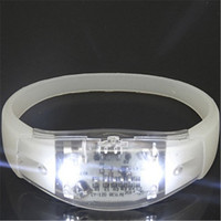Bracelets LED lumineux pour concert, activés par le son, personnalisables, rechargeables
