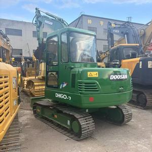 รถขุดตีนตะขาบ Doosan DH60-7 สีเขียว รถขุดไฮดรอลิกขนาดเล็ก อุปกรณ์ก่อสร้าง - Product Image 4