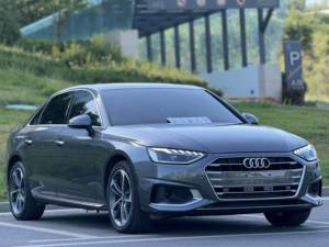 2020รถ Audi A4เปิดประทุน SUV รุ่นเครื่องยนต์เทอร์โบอัตโนมัติ/AWD กล้องด้านหลังเบาะหนังภายในสีดำยาง R18รถมือสอง - Product Image 5