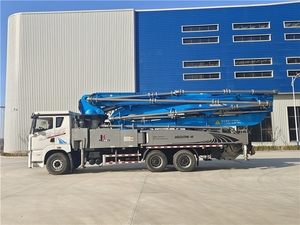 Bomba de Concreto JIUHE con Sistema Hidráulico, Pluma de 48 m, Camión Bomba de Cemento para la Industria de la Construcción - Product Image 3
