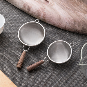 Colador de té de acero inoxidable 304 con mango de madera de nogal, tamaño pequeño y grande, para filtrar el té Kung Fu - Product Image 4