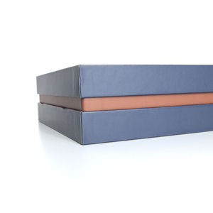 Изготовленная на заказ печатная крышка и на основе с грифом жесткая упаковка картонная модная подарочная коробка - Product Image 3