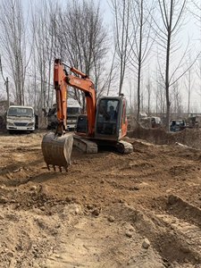 Excavadora pequeña de 7 toneladas Excavadora Hitachi Zx70u Zx50 de segunda mano con hoja Excavadora Hitachi 50 ZX50 usada en condiciones casi nuevas - Product Image 5