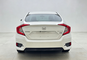 <span class=keywords><strong>Honda</strong></span> <span class=keywords><strong>Civic</strong></span> <span class=keywords><strong>2019</strong></span>, Berlina Turbo, Pneumatici R16, Sedili in Pelle, Guida a Sinistra, Efficiente nei Consumi - Product Image 5