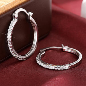 Orecchini a Cerchio in Argento 925 Placcato Oro Bianco con Cristalli e Micro Inserti di Strass per Donne, Modello Classico per Uso Quotidiano E3205 - Product Image 4