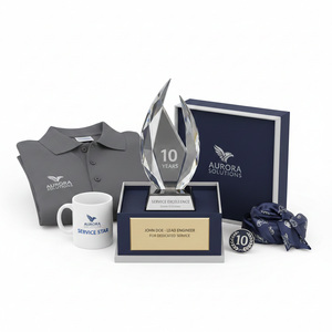 Paket Penghargaan Tonggak Perkembangan Layanan Pelanggan dengan Medali, Lencana, Aksesoris Kulit, dan Kartu Hadiah yang Terukir - Product Image 1