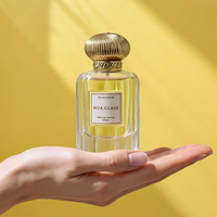 Flacon de parfum en verre cylindrique de haute qualité 100 ml, flacon de parfum vide avec logo personnalisé, avec boîte cadeau, vaporisateur à pompe, fournisseur OEM ODM