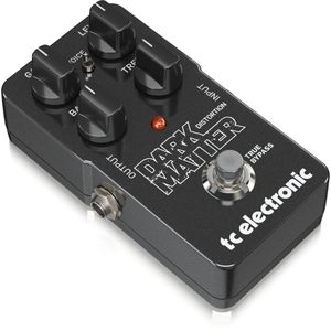 Pedal de Distorsión DARK MATTER de <span class=keywords><strong>TC</strong></span> <span class=keywords><strong>Electronic</strong></span>, Rango Dinámico Extremo Fenomenal, Ecualizador de Dos Bandas, Interruptor de Voz - Product Image 3
