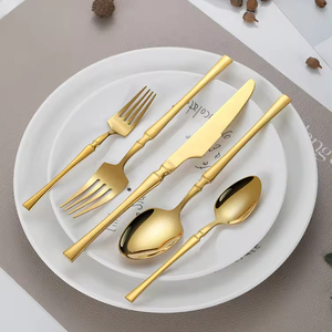 Lot de Couverts en Or et Argent en Acier Inoxydable, Couteaux, Cuillères et Fourchettes, Vente en Gros pour la Maison - Product Image 3