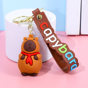 Lindos colgantes de llaveros de muñeca Capybara en silicona para mochilas escolares Llaveros con diseño único - Product Image 5