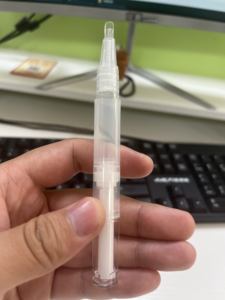 Conteneur d'huile pour cuticules personnalisé avec logo, 3 ml, 5 ml, emballage cosmétique transparent vide, soin des ongles, stylo à visser avec pinceau - Product Image 2