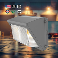 Applique murale LED extérieure IP65 FCC CCT 10W-30W en aluminium et polycarbonate, idéale pour les zones de stationnement et les entrées de bâtiments – Vente directe usine