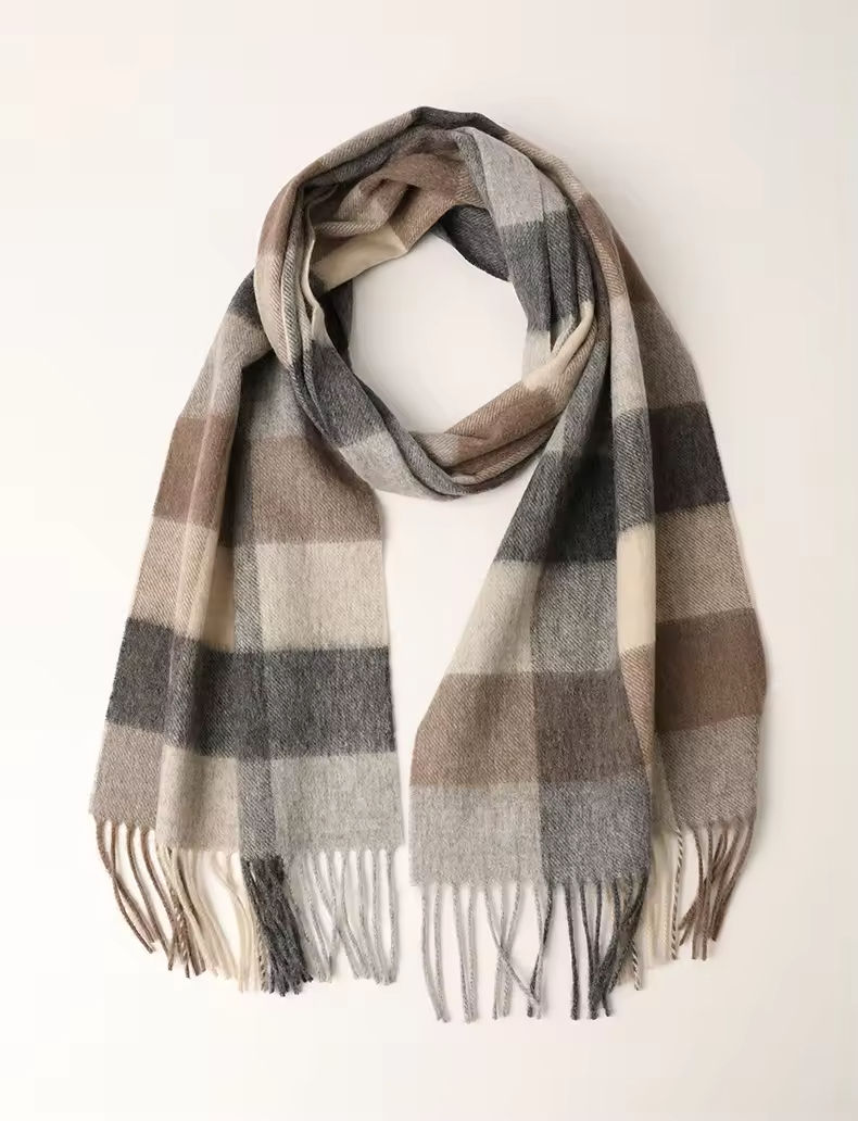 สีน้ำตาล