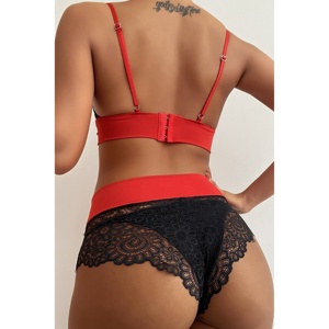 TD La Belle Fantastique 2 pezzi reggiseno con fiocco e breve Set