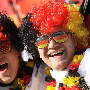 <span class=keywords><strong>วิก</strong></span>ผมสังเคราะห์สำหรับแฟนฟุ<span class=keywords><strong>ต</strong></span>บอลธงประจำชา<span class=keywords><strong>ต</strong></span>ิมีหลายสีดีไซน์ตามสั่ง - Product Image 4