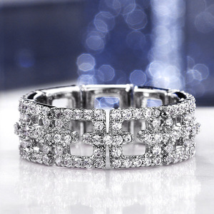 Tiffany & Co. Anillo de diamantes de oro blanco con corte brillante redondo, anillo de boda de lujo para mujer F714 - Product Image 4