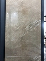 Design moderne 600x600x10mm Carreaux de porcelaine antidérapants antidérapants Paviment carré brillant pour salles de bains Villas Halls Centres commerciaux