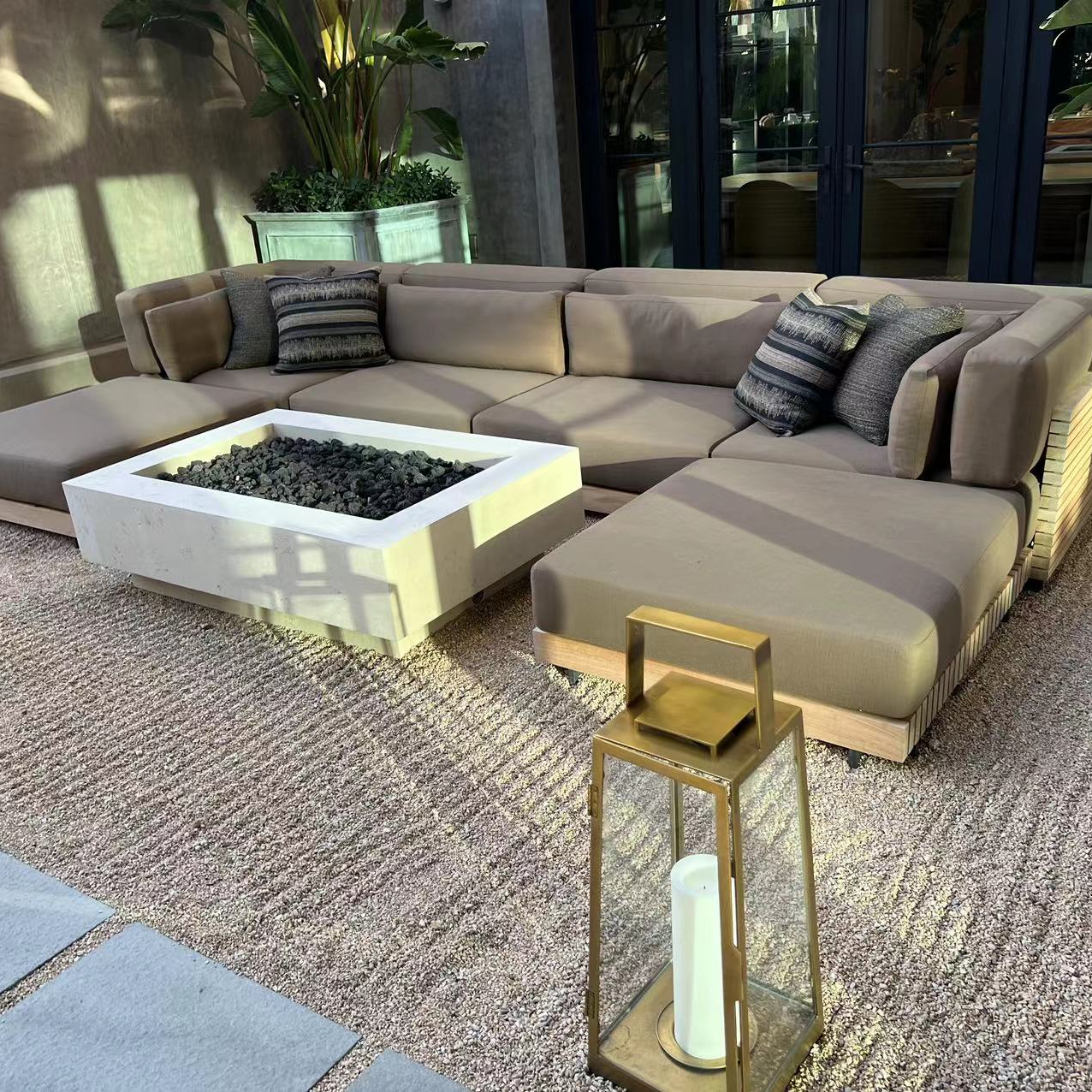 2023 Luxury modern New Design modern pool outdoor furniture teak wood set garden sofa setPopular