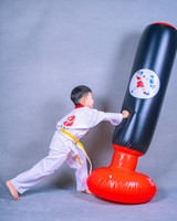Sac de frappe gonflable autoportant pour fitness, tour de boxe gonflable pour enfants et adultes, cible de boxe anti-stress en PVC remplie d'eau
