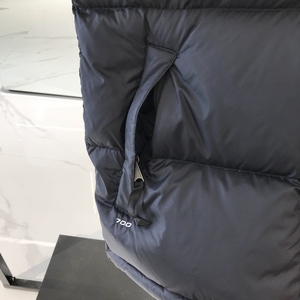 <span class=keywords><strong>Gilet</strong></span> Puffer Classico di Tendenza 2026 Hot Sale per Coppia, <span class=keywords><strong>Gilet</strong></span> Invernale Designer con Logo Personalizzato TNF, Giacca Imbottita Donna <span class=keywords><strong>Uomo</strong></span> - Product Image 6