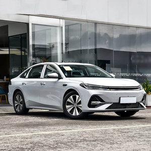 รถยนต์ Geely Galaxy A7 สีขาว PHEV ซีดาน ยานยนต์ Geely รถยนต์ไฟฟ้า ไฮบริด สำหรับการเดินทางในเมือง - Product Image 3