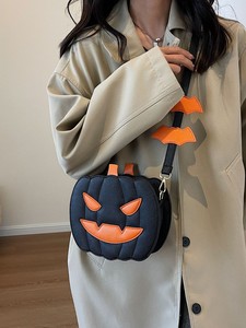Bolso Bandolera de Calabaza LANJO, Bolso de Hombro Novedoso de Halloween con Diseño de Diablo para Mujer, Bolso Cruzado Divertido con Alas de Murciélago - Product Image 3
