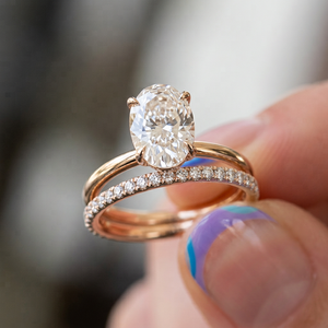 Bague de fiançailles de luxe ovale pour femme, diamant de laboratoire certifié IGI, en or massif 14 carats, avec bande torsadée croisée, pour mariage - Product Image 1