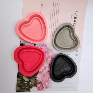 Herramientas de maquillaje facial, envío rápido, portátil, en forma de corazón, cepillo de maquillaje de silicona, estera limpiadora, herramientas de maquillaje plegables, cuenco de limpieza - Product Image 6