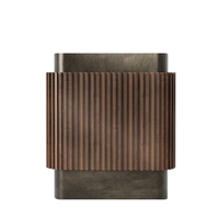 Comptoir d'accueil moderne et minimaliste en bois grainé avec finition en acier inoxydable, personnalisable pour usage commercial (salon de beauté, magasin de vêtements)