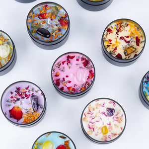 เทียนหอมถั่วเหลืองสีสันหรูหรา ประดับคริสตัลและดอกไม้แห้งในกระป๋องเหล็ก ของขวัญสุดเพอร์เฟกต์ เทียนอโรมาเธอราพีสำหรับตกแต่งบ้าน - Product Image 3