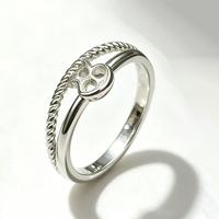 Bagues en laiton plaqué platine, pierres étincelantes élégantes pour les fêtes d'anniversaire, les mariages, les anniversaires de mariage, bijoux de mode, cadeaux
