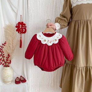 INS nouveau-né bébé vêtements salutations du <span class=keywords><strong>Nouvel</strong></span> <span class=keywords><strong>An</strong></span> vêtements d'hiver bébé barboteuse festif matelassé épaissi combinaison en coton une pièce - Product Image 2
