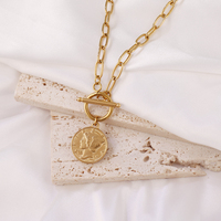 Bijoux fantaisie corde ronde chaîne collier hommes collier 18K or acier inoxydable créatif pièce pendentif colliers en gros