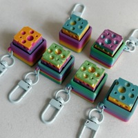 Design personnalisé Keycap Fidget Keychain Keycap Keyboard Click Fidget Cute Keychain Multiple Color Options Stim Toy Stress Relief