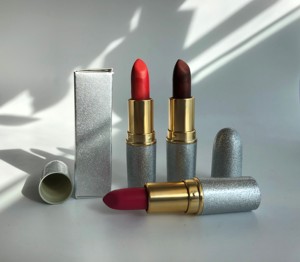 <span class=keywords><strong>Pintalabios</strong></span> tipo bala de alta calidad, lápiz labial <span class=keywords><strong>plateado</strong></span> mate con etiqueta privada - Product Image 5