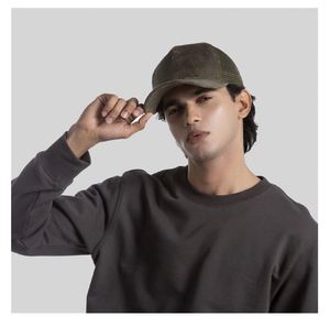 Casquette de baseball en daim à 5 panneaux personnalisée, noire, de haute qualité, avec logo personnalisé, pour hommes - Product Image 5