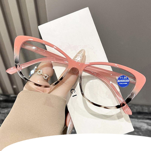 Nuevas <span class=keywords><strong>Gafas</strong></span> <span class=keywords><strong>de</strong></span> Lectura Elegantes con Protección Anti Luz Azul y Alta Definición, Hechas en China para Personas <span class=keywords><strong>de</strong></span> Mediana Edad y Mayores - Product Image 4